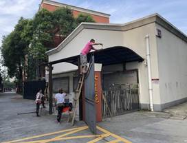 我校A19实验教学平房开始拆除