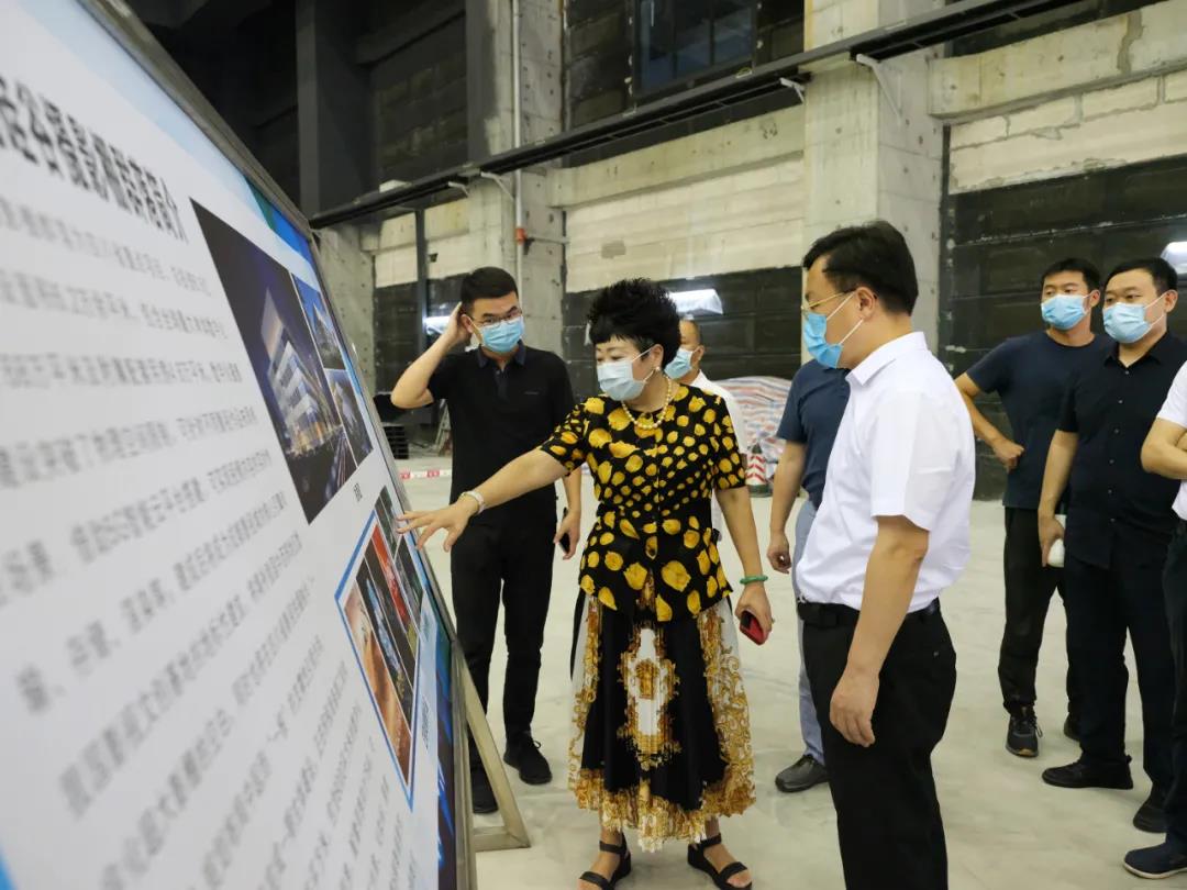 郫都区委书记辜学斌一行到四川传媒学院成都影视硅谷调研