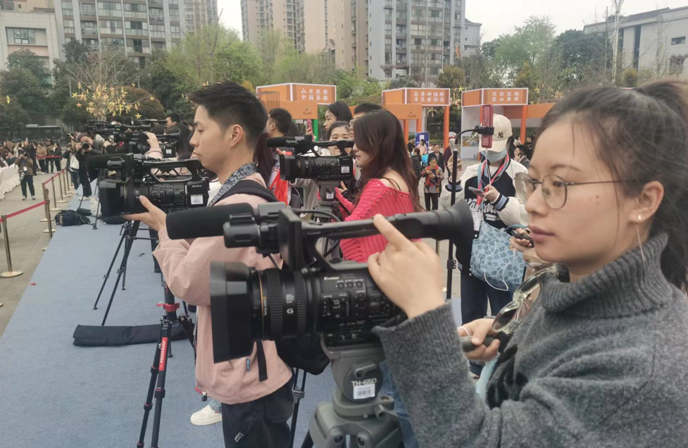 融媒学院开展多课程联动实践教学活动