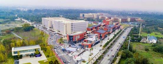 实践之路在脚下—四川传媒学院办学侧记