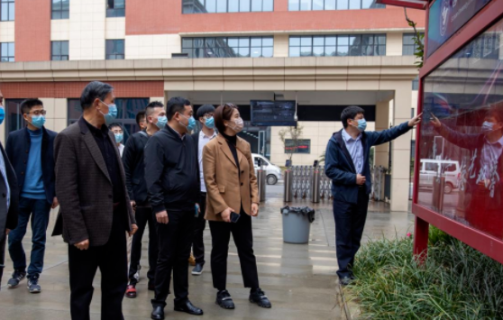 学校全面检查校园安全和疫情防控工作