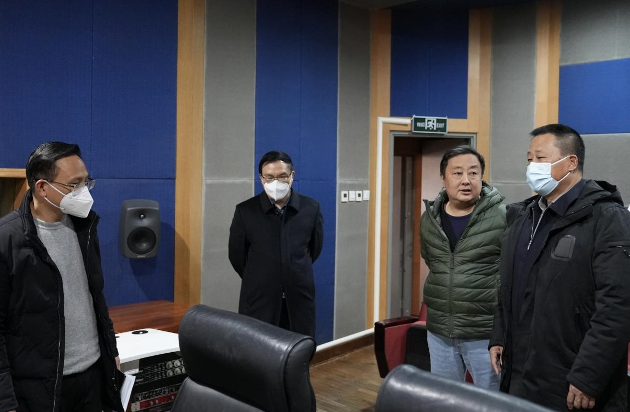 学校开展2023年春季开学前实验室安全检查   